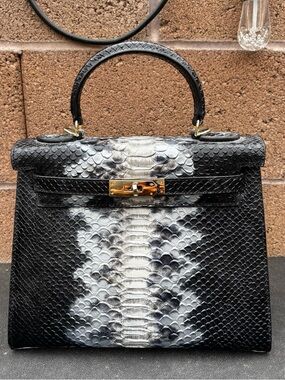 Python Faux Leather Handbag Satchel Gold Tone Hardware Crossbody Strap Black